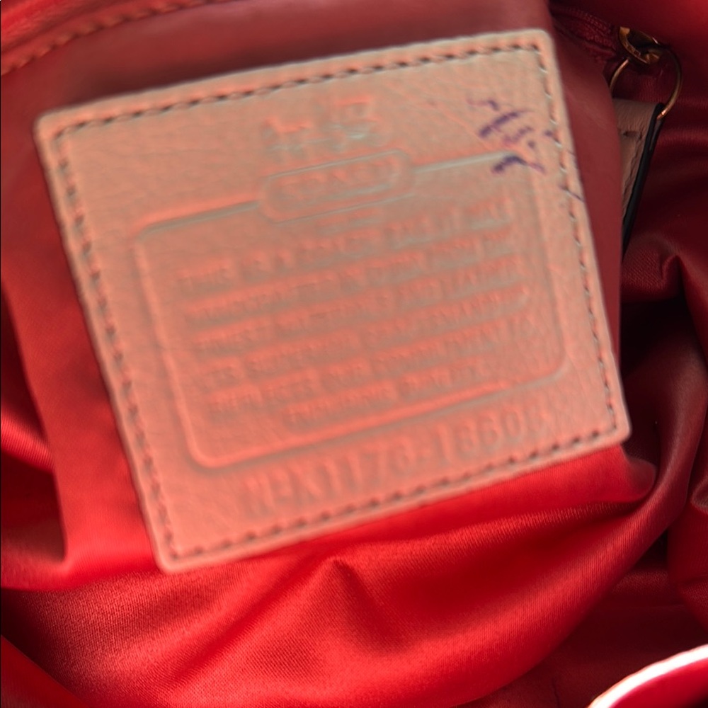 Coach Cream Leather Handbag - Picture 3 of 5